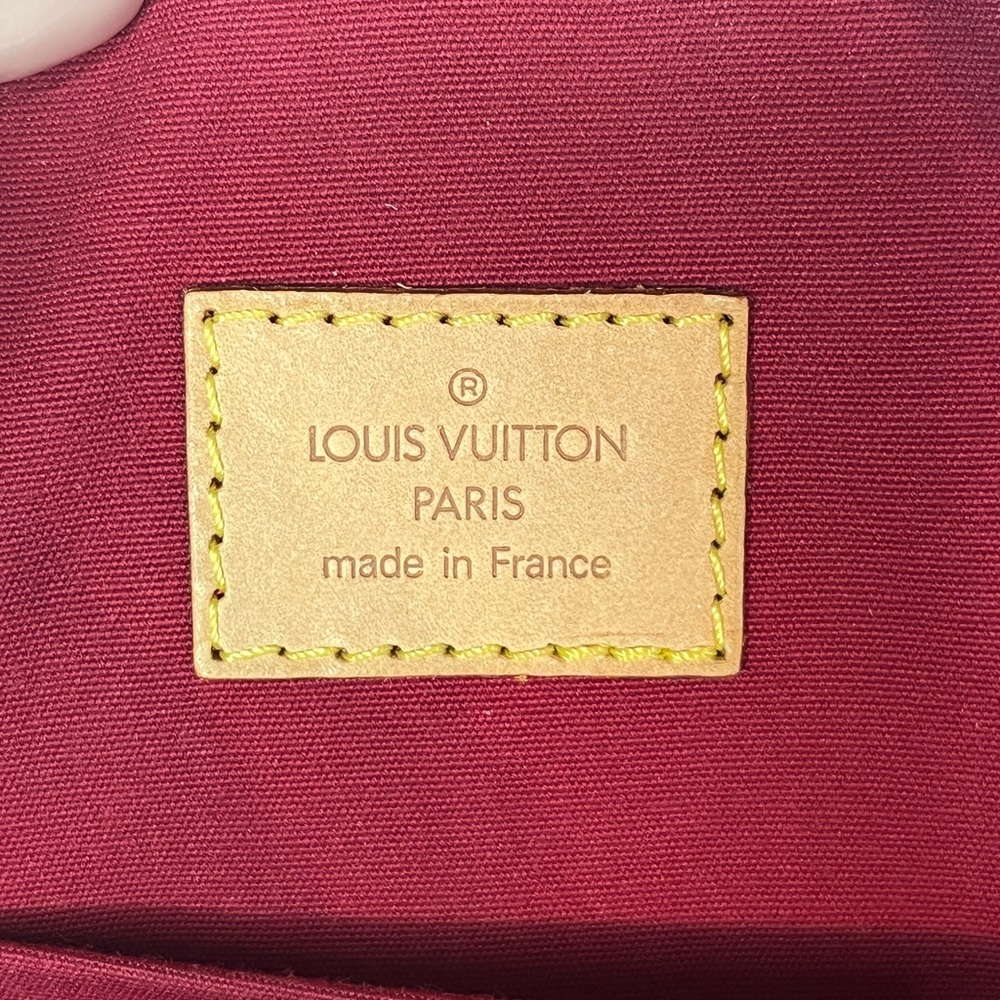 ♥️SOLD♥️ Louis Vuitton Summit Drive Vernis RED - Picture 9 of 12